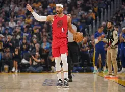 kaiyun_掘金NBA战胜波特兰开拓者约基奇勾手制胜(掘金球员约基奇)